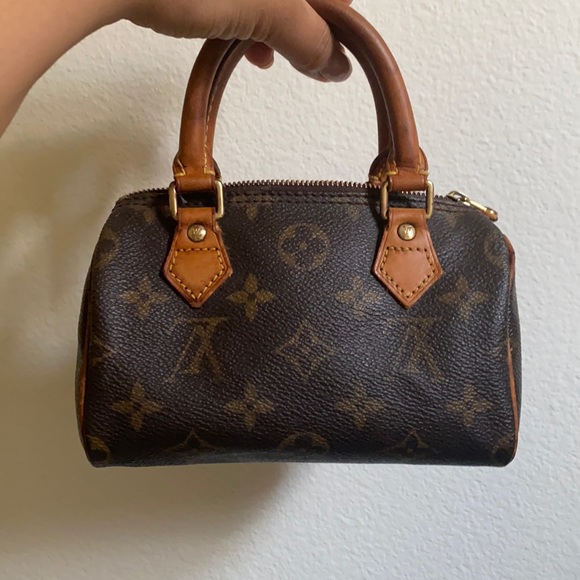 Louis Vuitton Handbags - ✨Mini Speedy HL